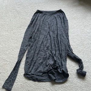 Men’s Long Sleeve Lululemon Athletic Shirt